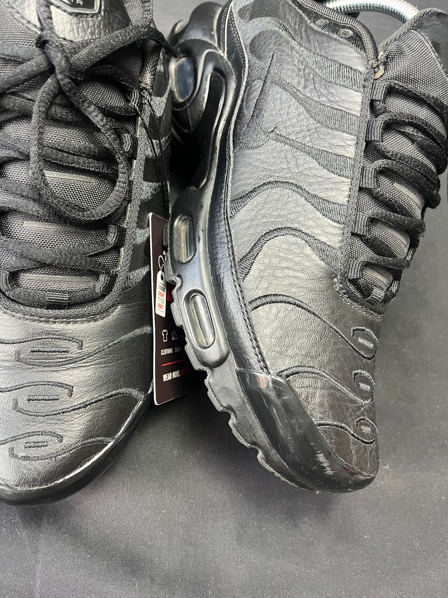 Nike Air Max Plus TN Triple Black Leather