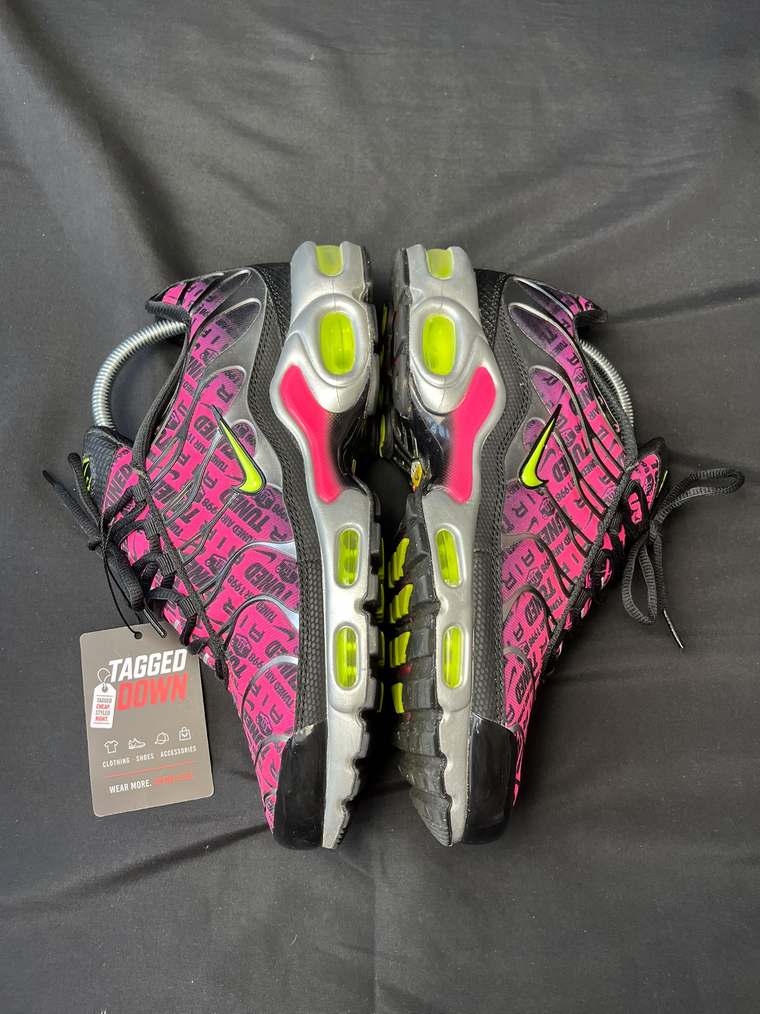 Nike Air Max Plus TN Pink Graphic Trainers