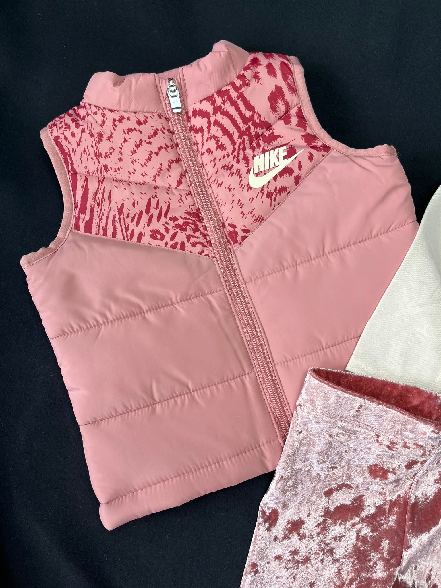 Girls Nike Pink 3 Piece Set