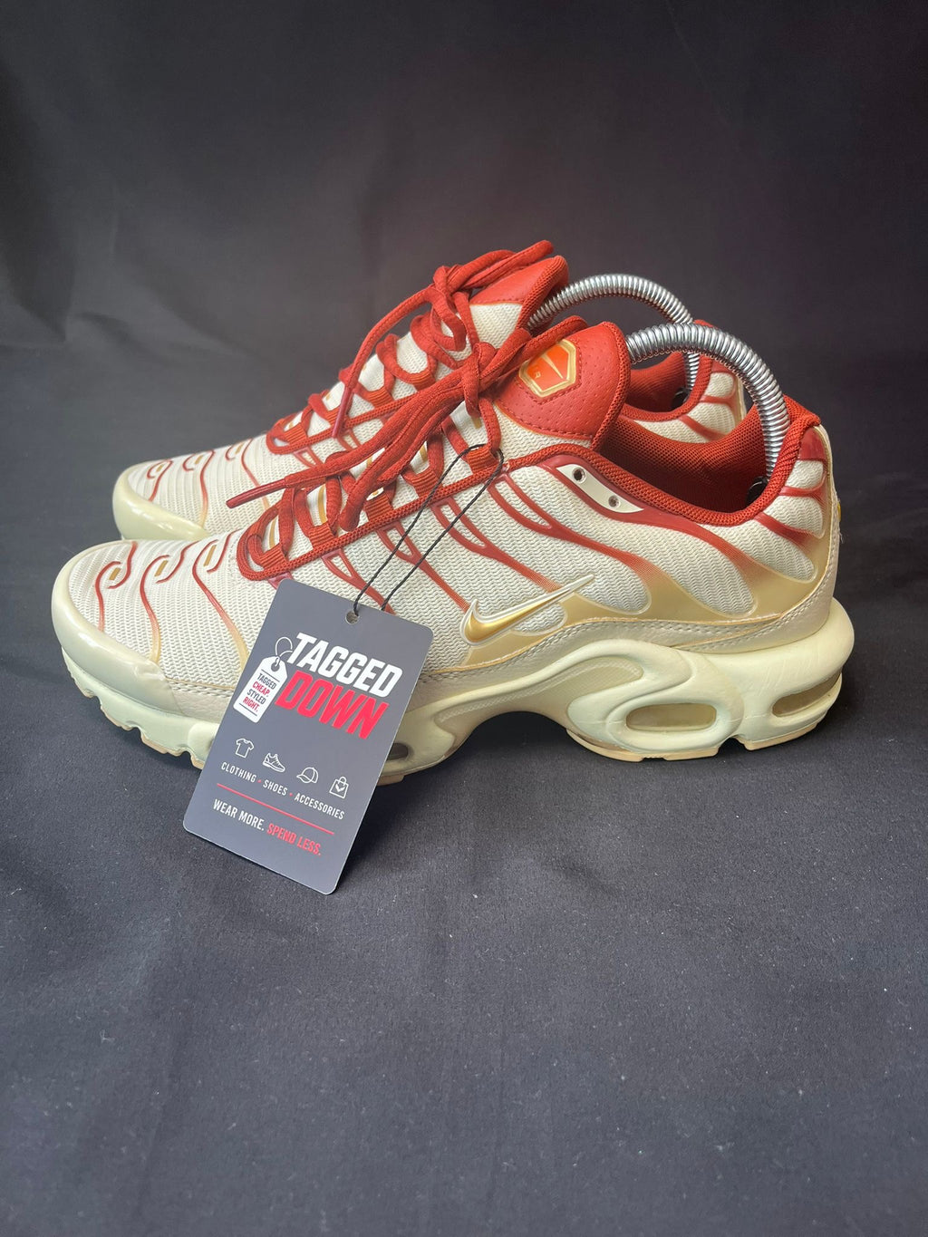 Nike Air Max Plus Cream Red