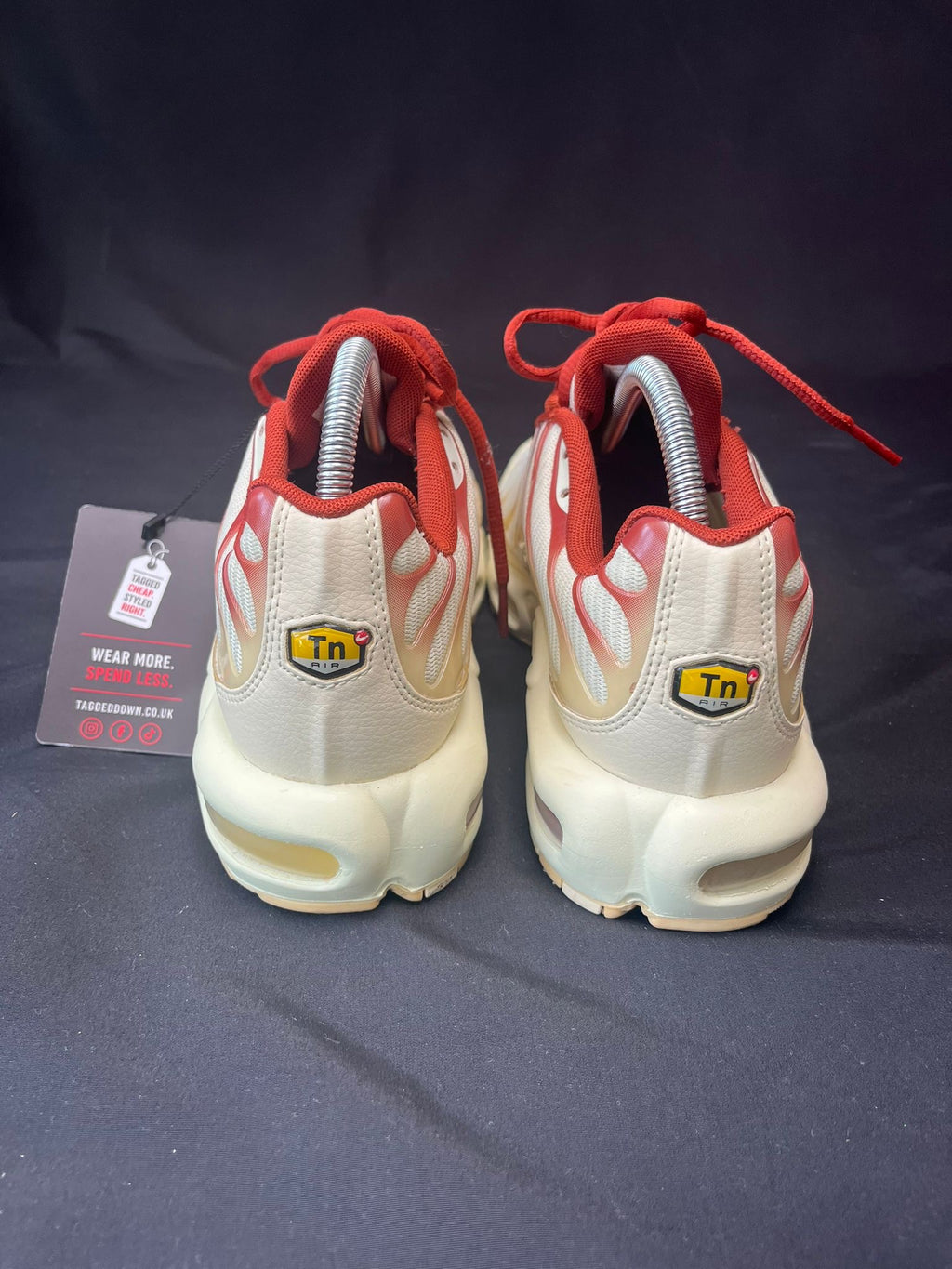 Nike Air Max Plus Cream Red