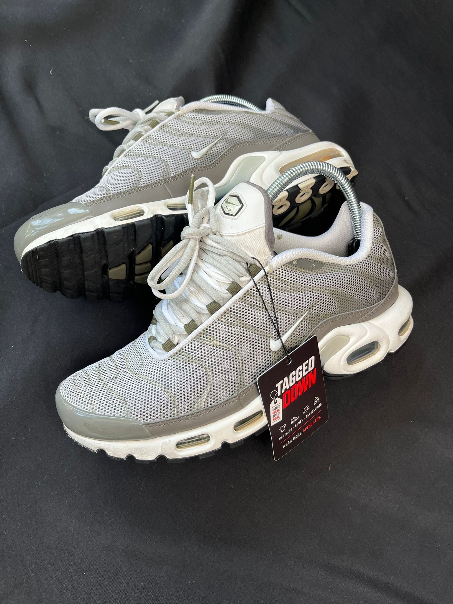 Nike Air Max Plus Light Grey Green