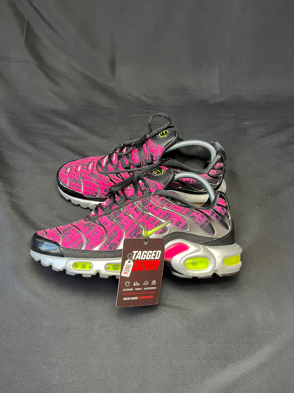 Nike Air Max Plus TN Pink Graphic Trainers