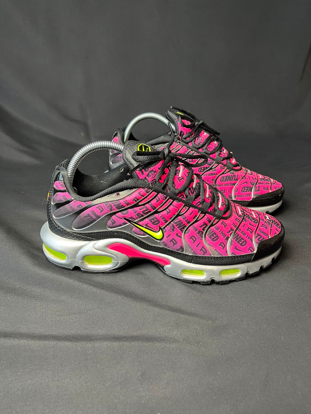 Nike Air Max Plus TN Pink Graphic Trainers