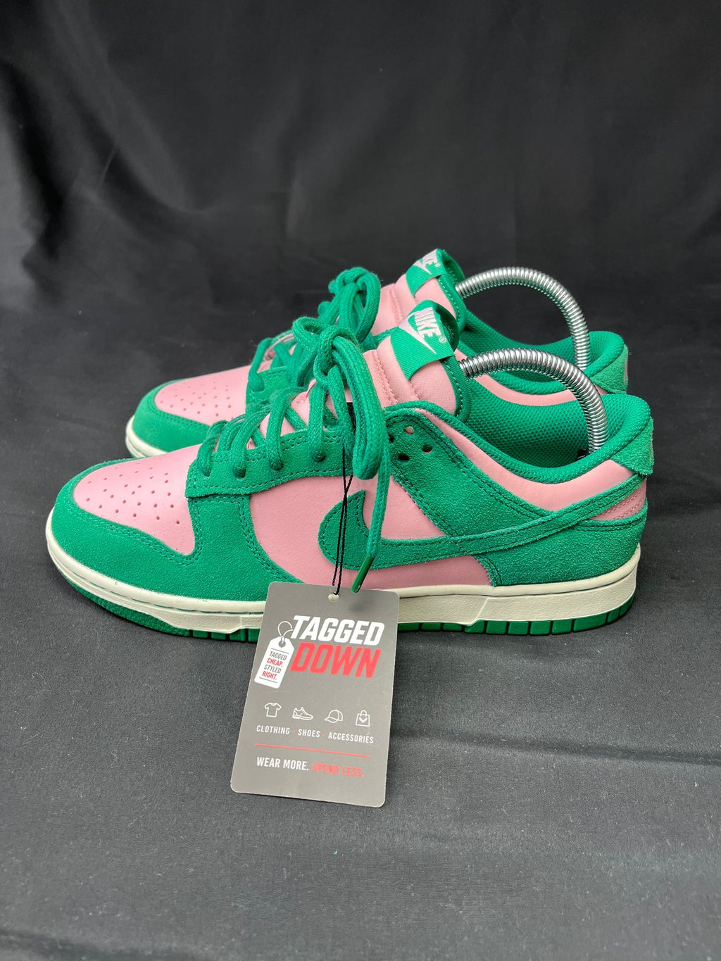Nike Dunk Low Active Fuchsia Trainers