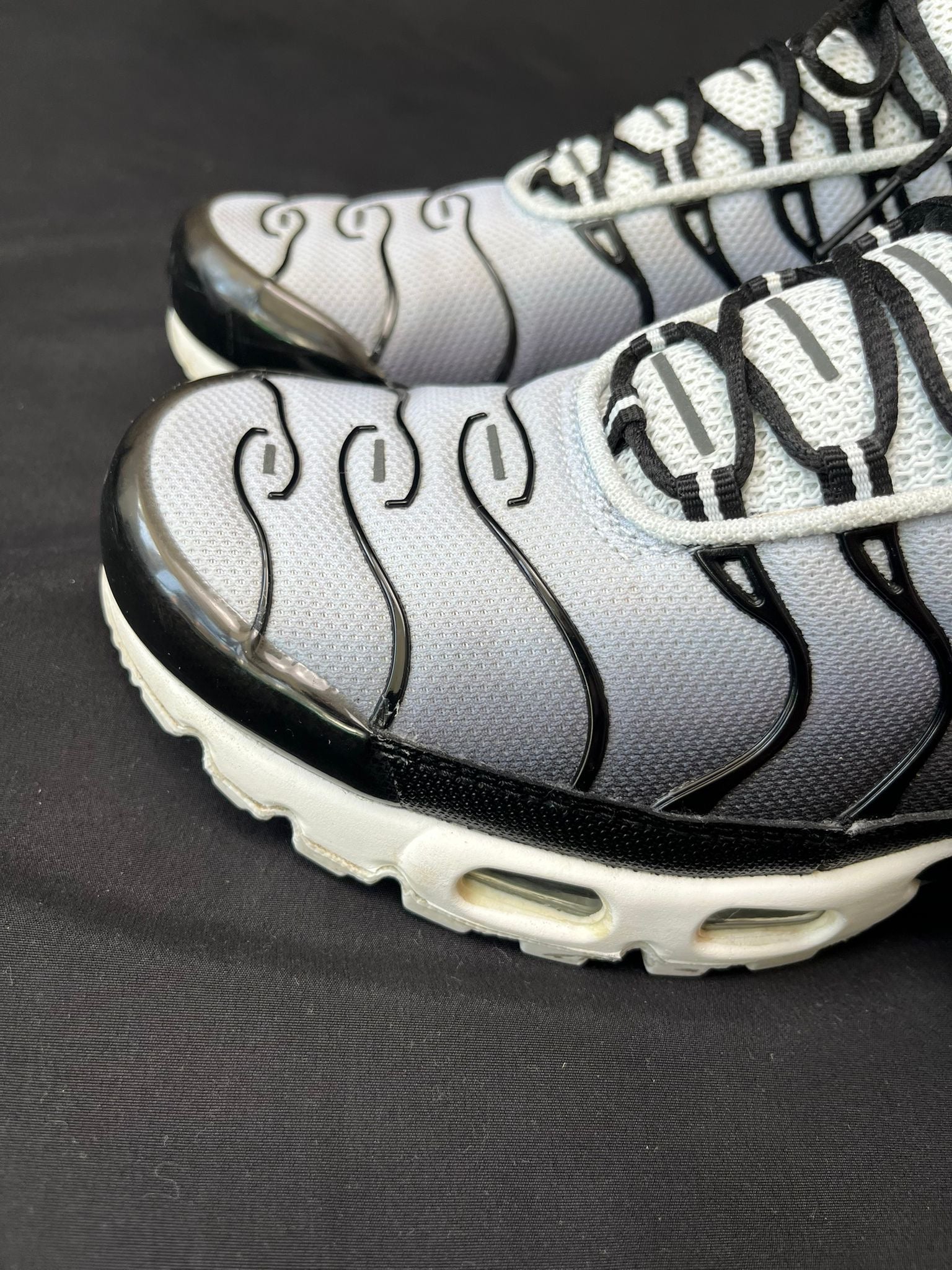 Nike Air Max Plus Black Blue Tint