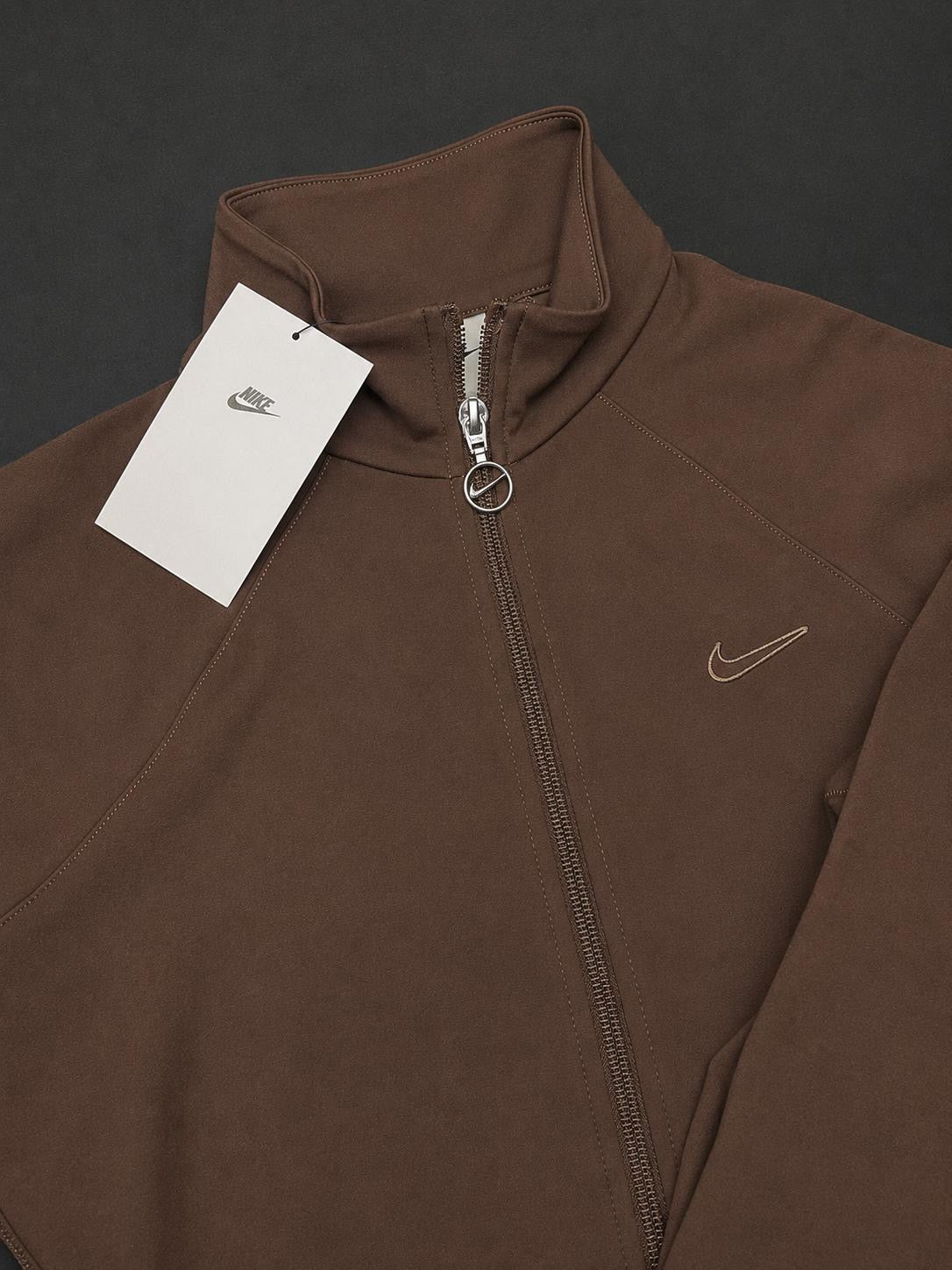 Nike Women’s Brown Jacket & Leggings Set