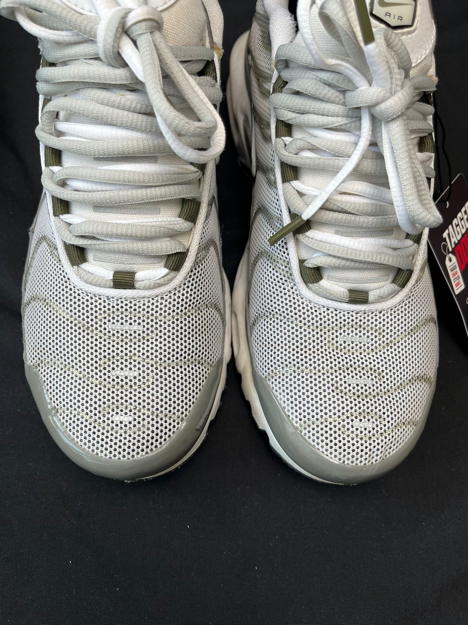Nike Air Max Plus Light Grey Green