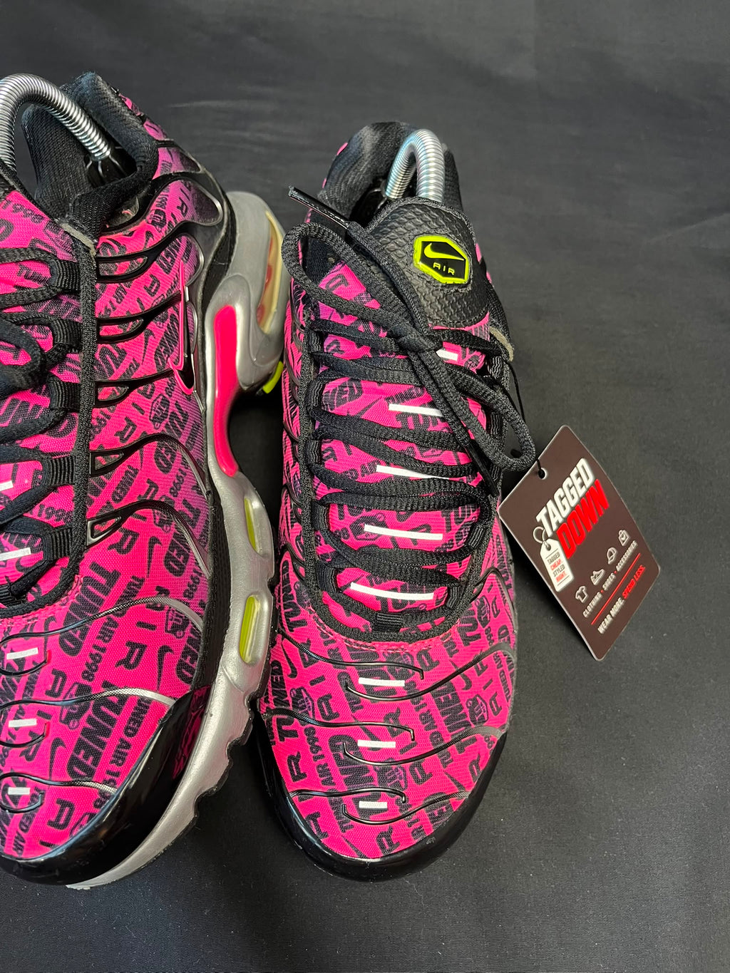 Nike Air Max Plus TN Pink Graphic Trainers