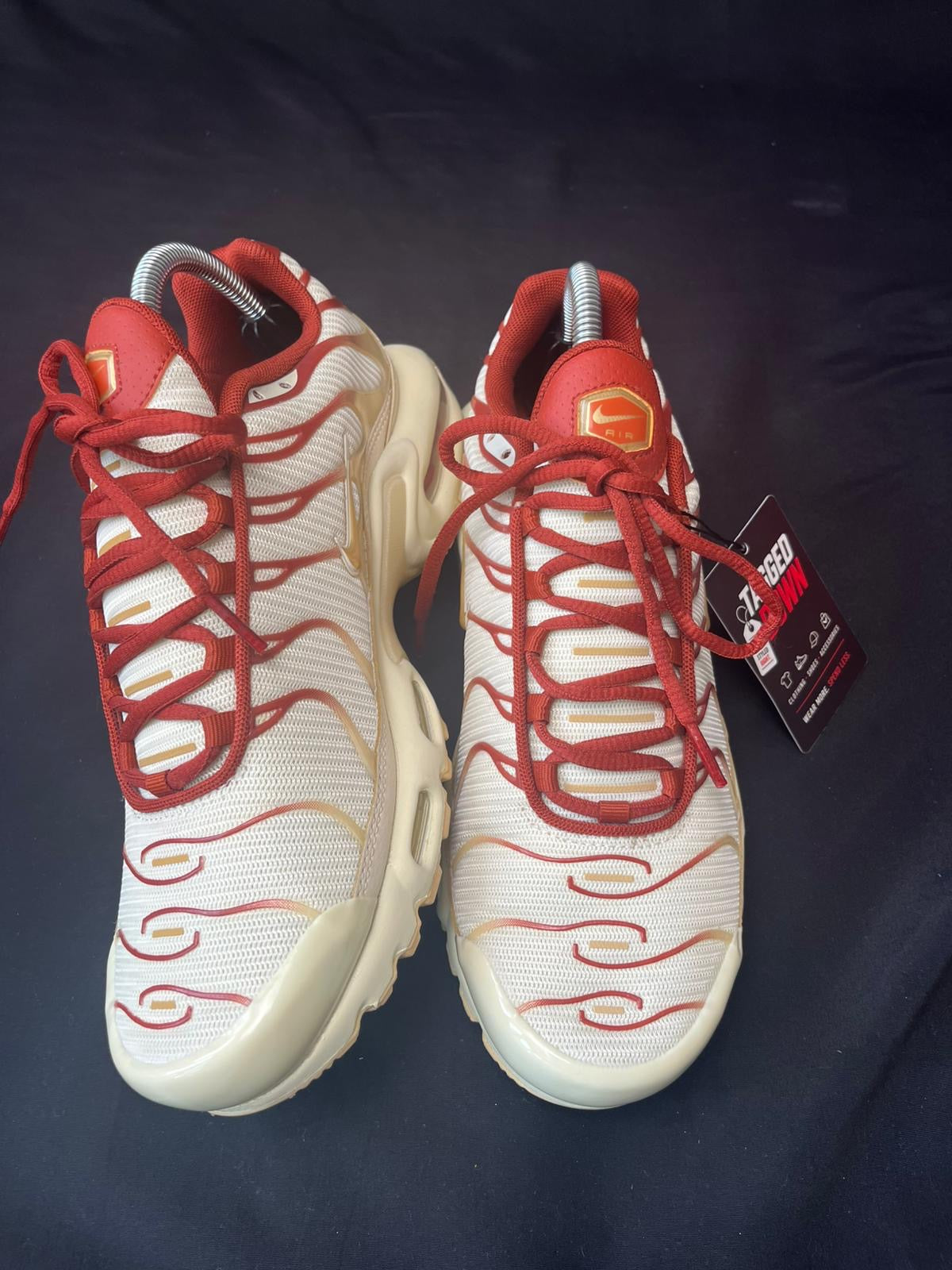 Nike Air Max Plus Cream Red