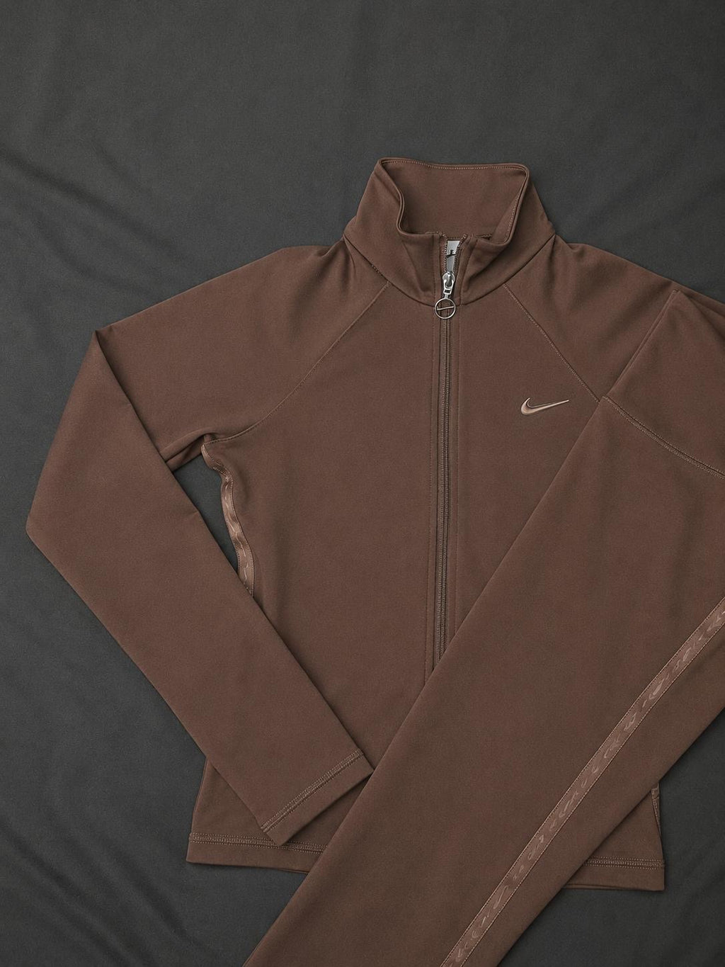 Nike Women’s Brown Jacket & Leggings Set
