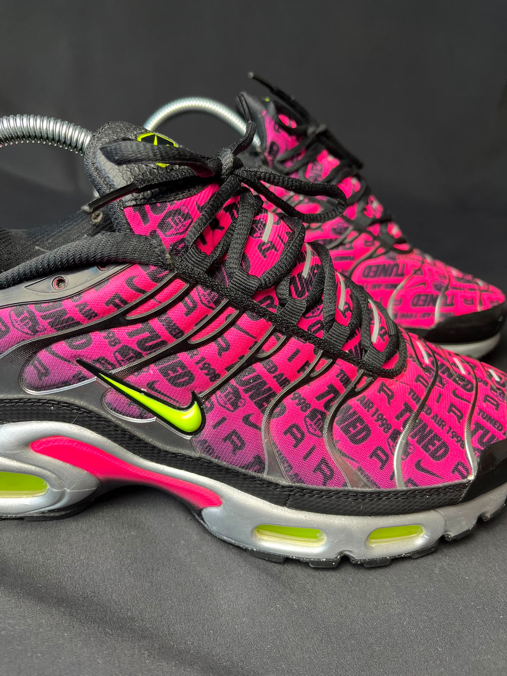 Nike Air Max Plus TN Pink Graphic Trainers