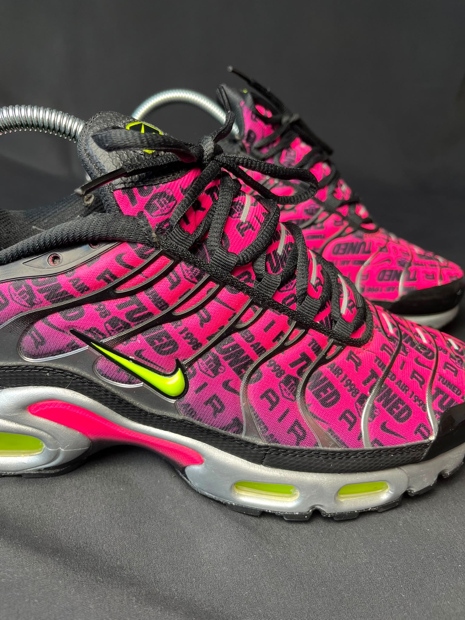 Nike Air Max Plus TN Pink Graphic Trainers