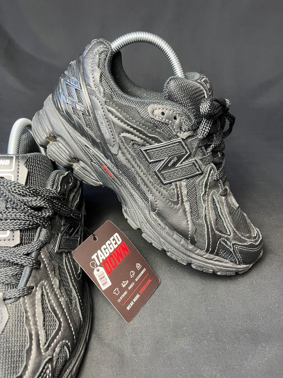 New Balance 1906D Trainers – Triple Black