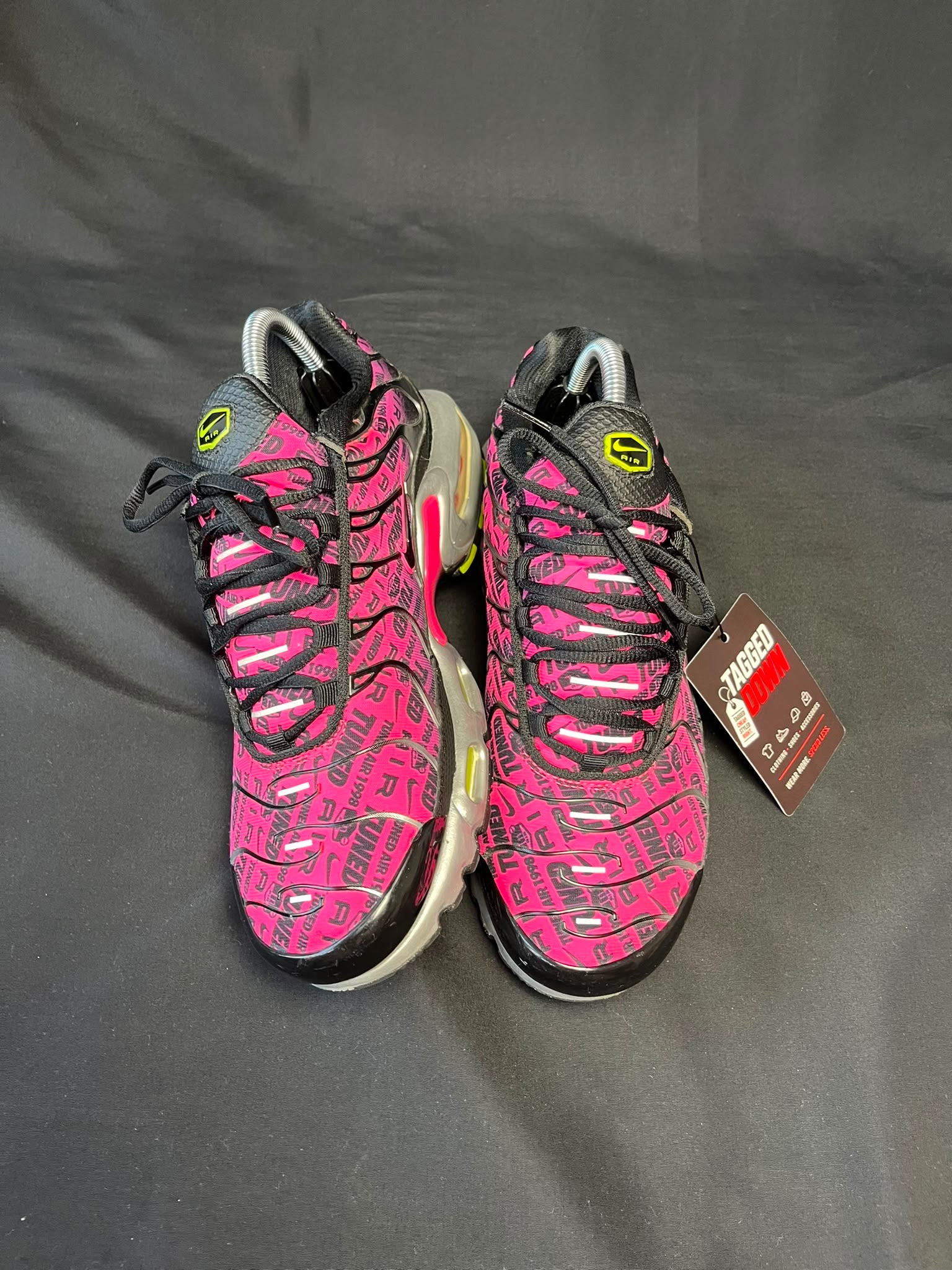 Nike Air Max Plus TN Pink Graphic Trainers