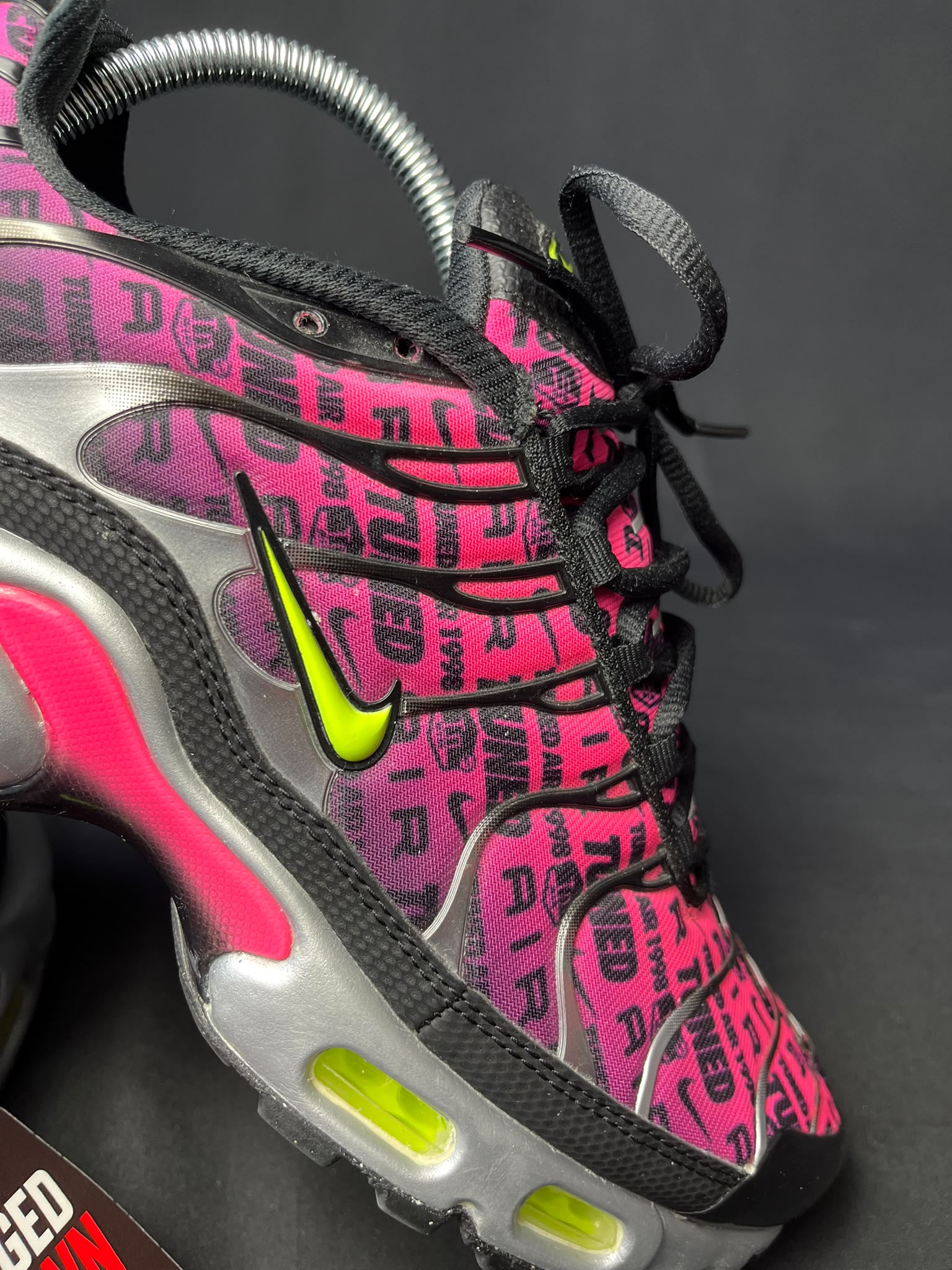 Nike Air Max Plus TN Pink Graphic Trainers