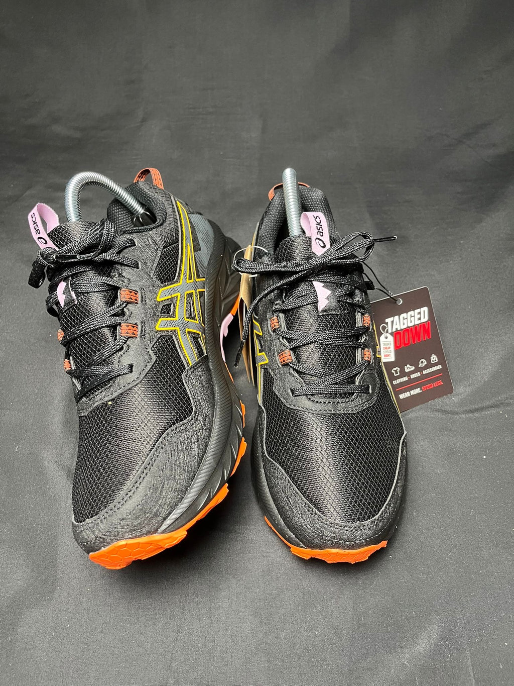 ASICS Venture