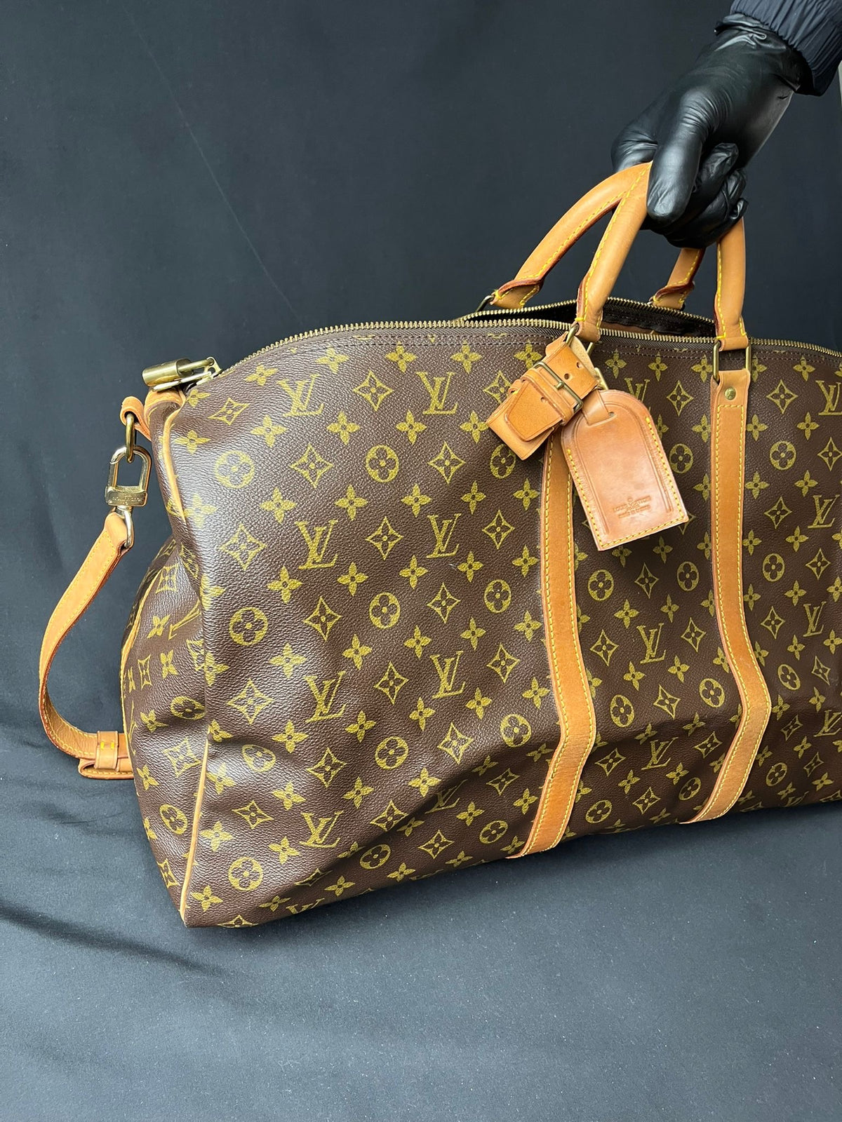 Louis Vuitton Keepall 60 Monogram Travel Bag