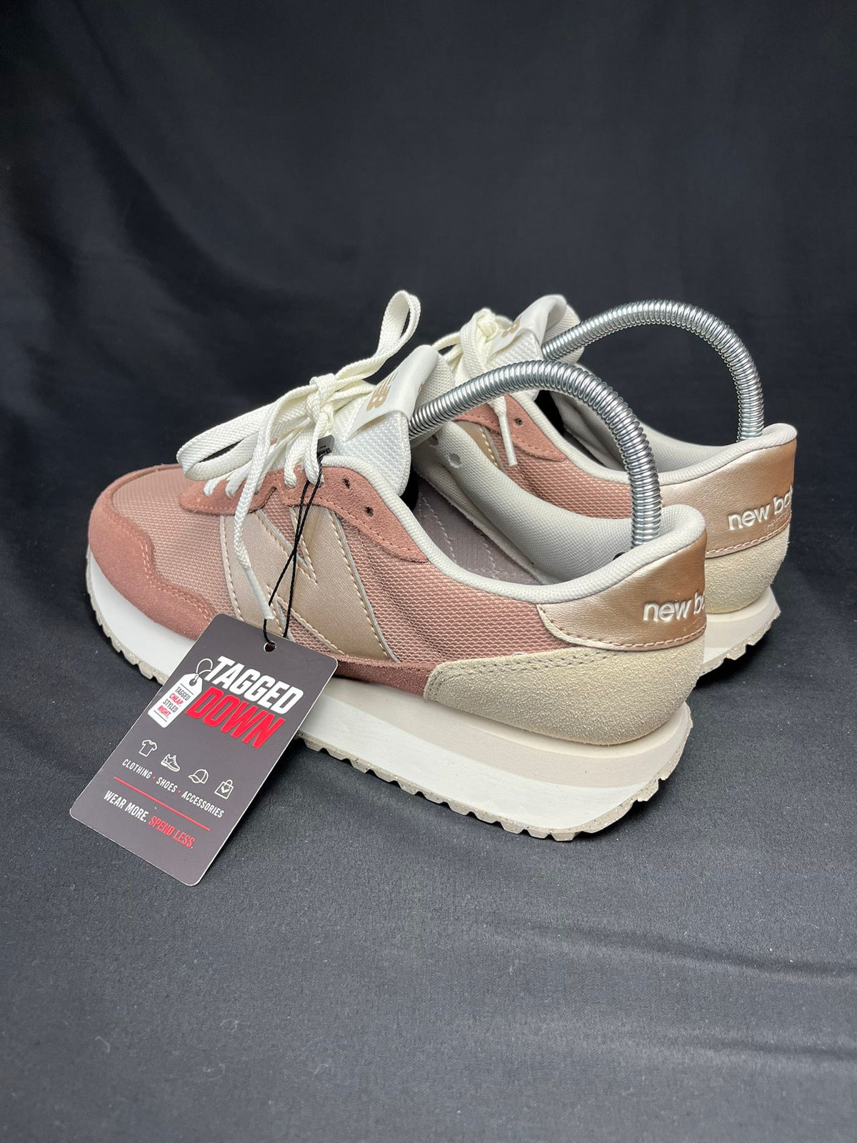 New Balance Pink/Cream Women’s Trainers