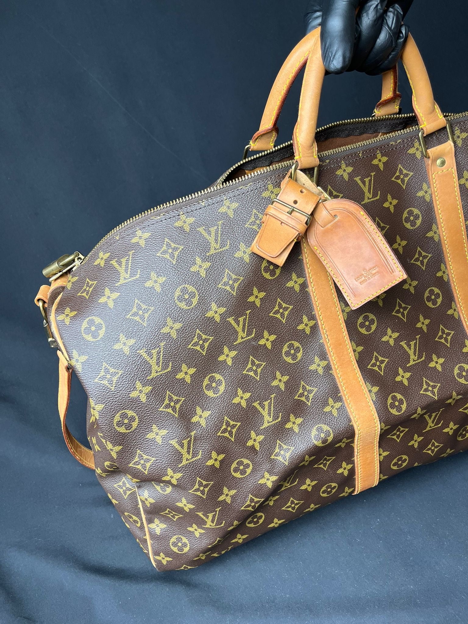 Louis Vuitton Keepall 60 Monogram Travel Bag