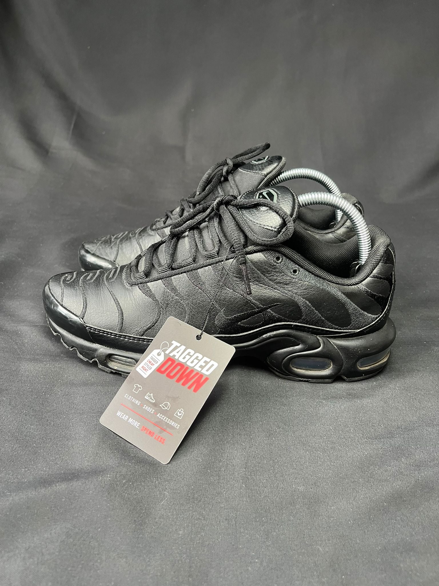 Nike Air Max Plus TN Triple Black Leather