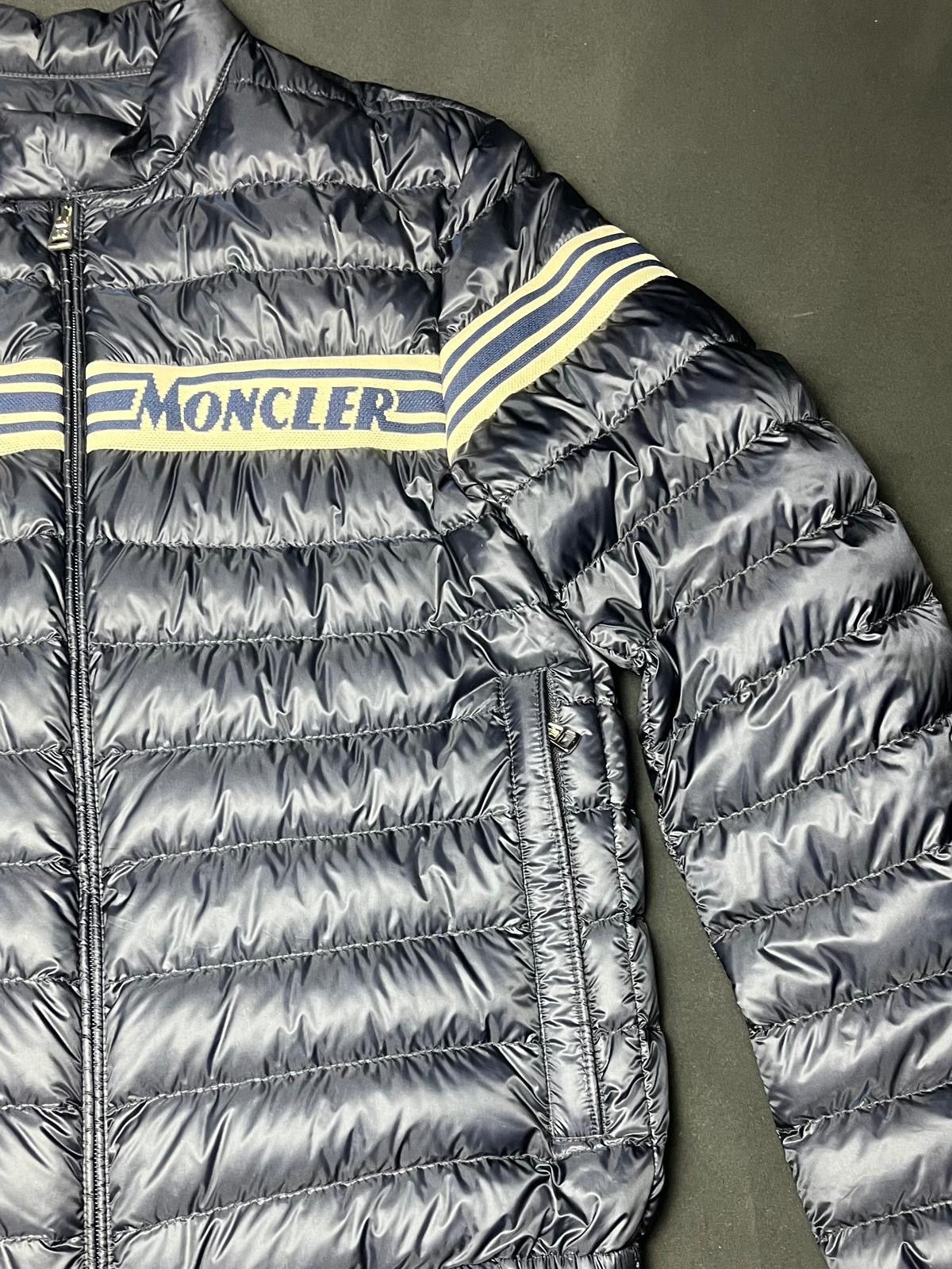 Moncler Renald Lightweight Down Jacket – Navy