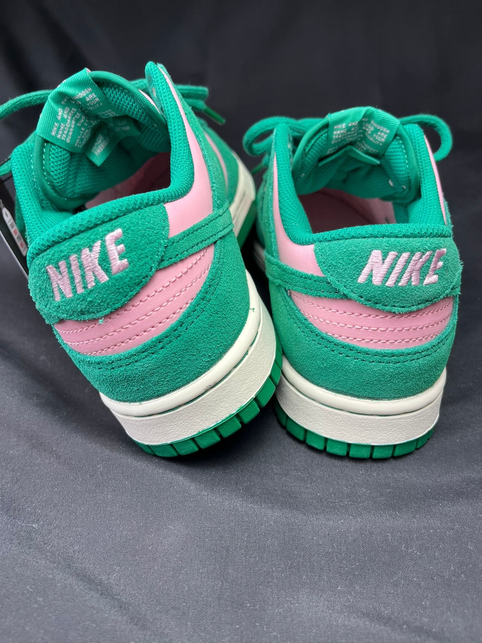Nike Dunk Low Active Fuchsia Trainers
