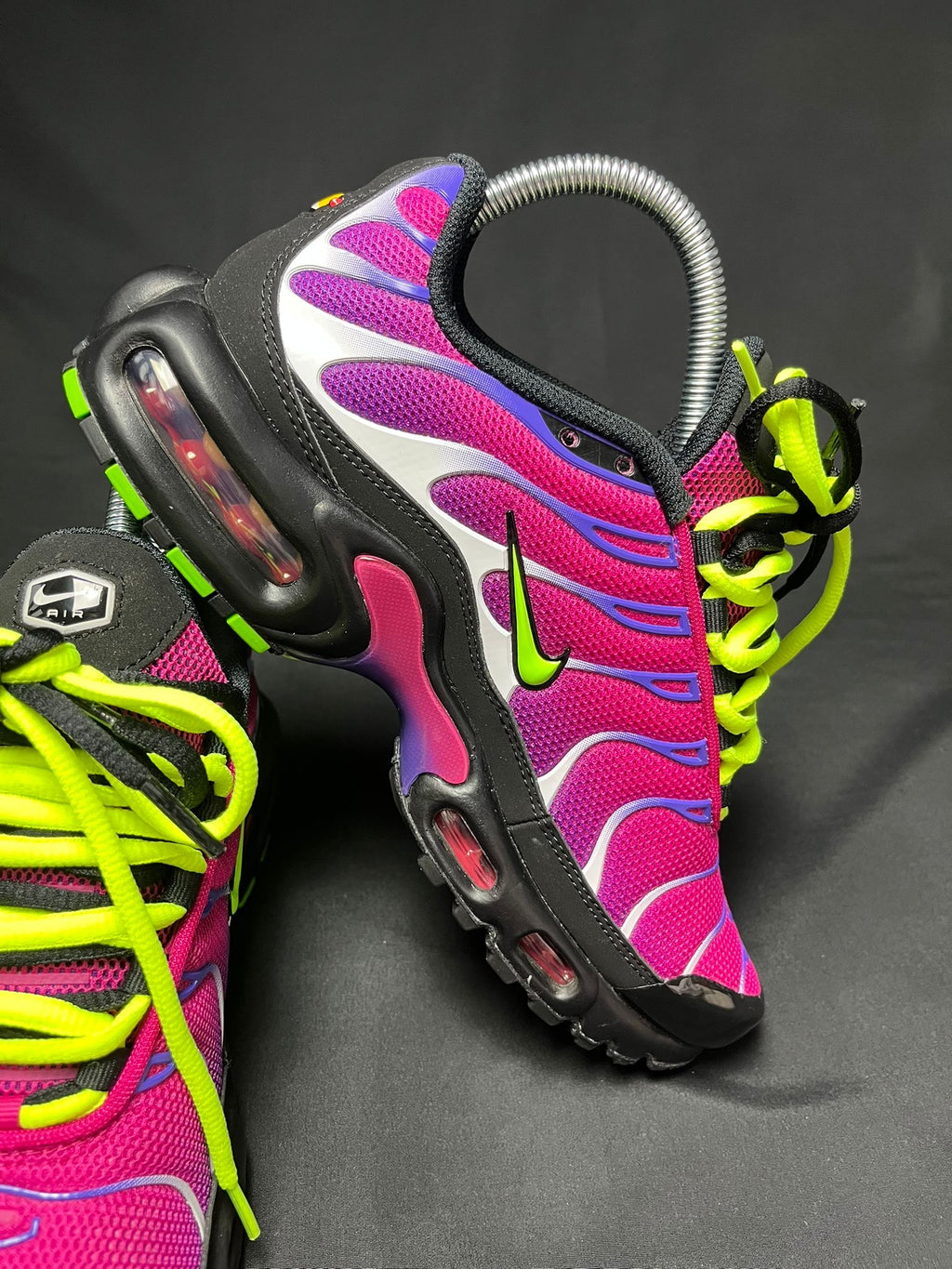 Nike Air Max Plus TN Hyper Pink Purple Volt