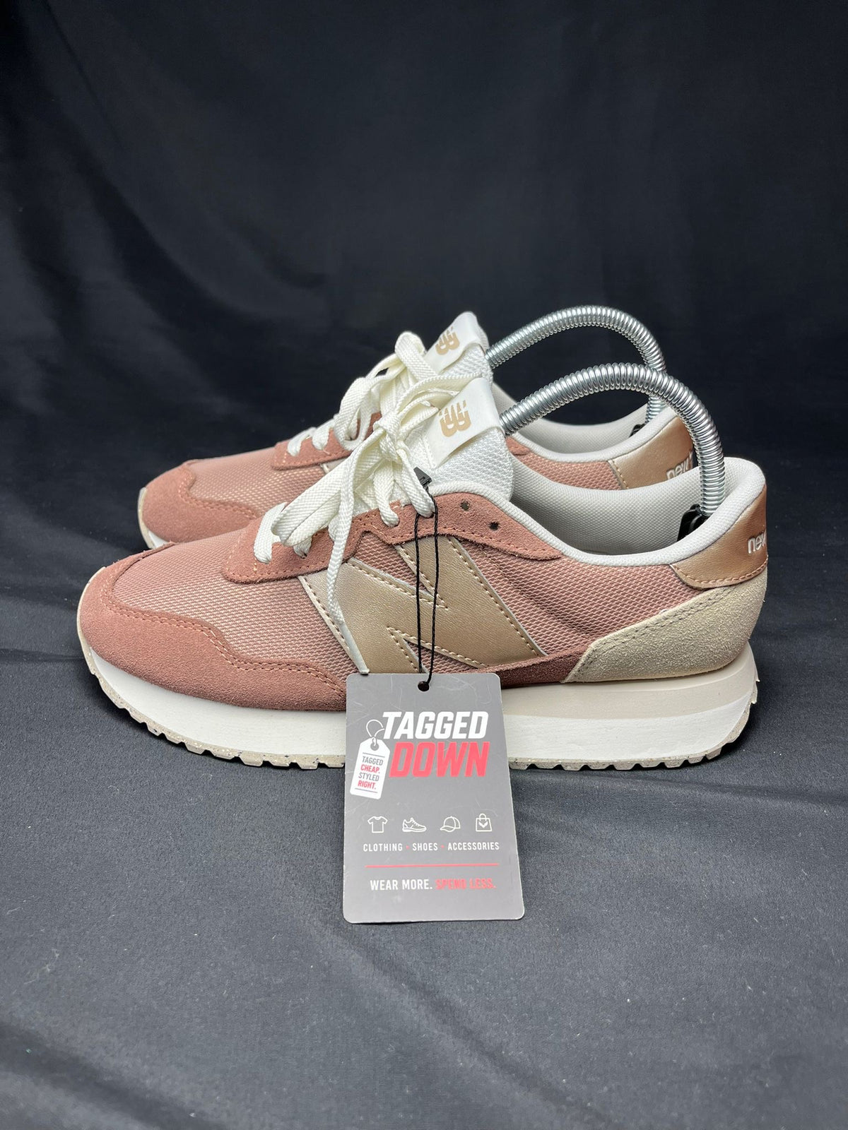 New Balance Pink/Cream Women’s Trainers