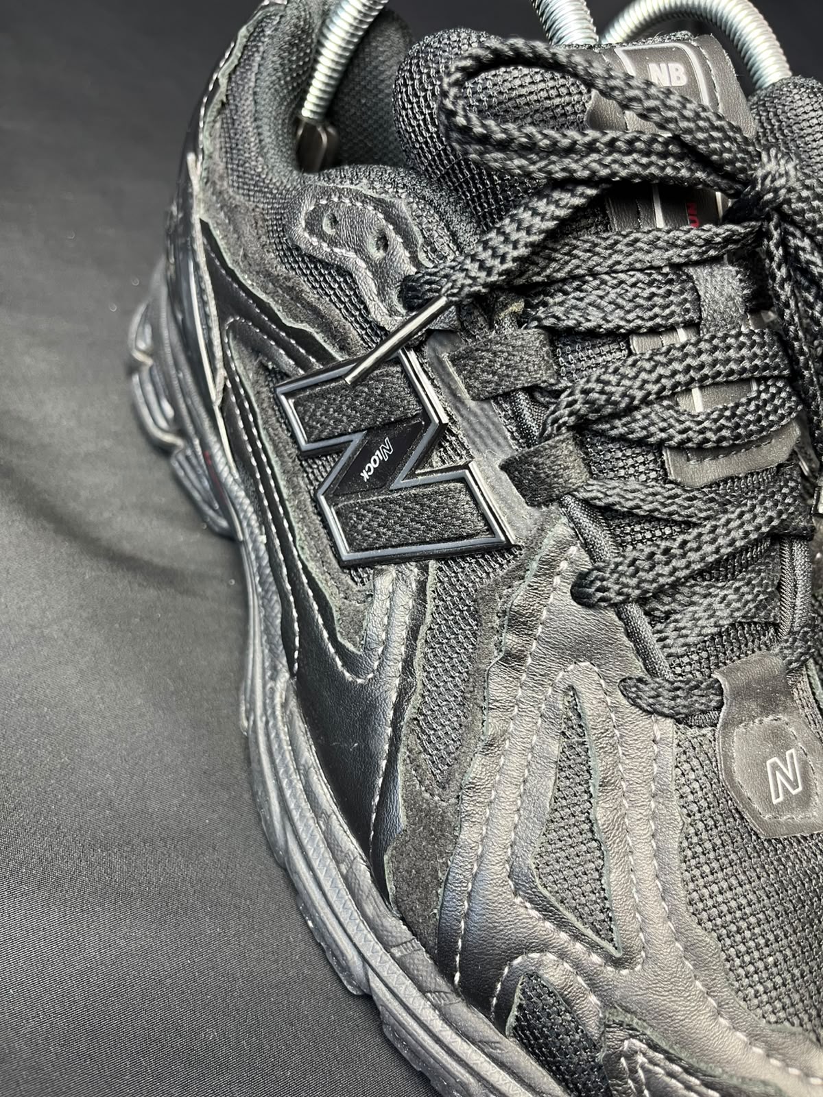 New Balance 1906D Trainers – Triple Black