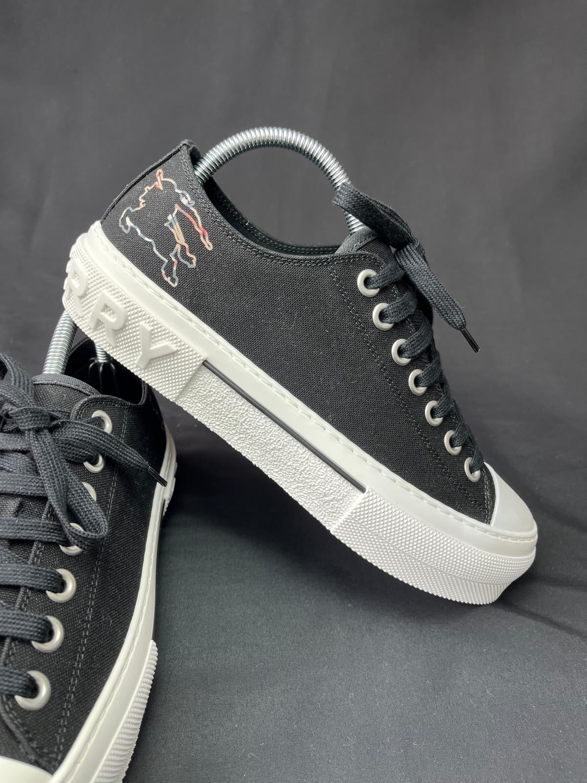 Burberry Jack Low Canvas Trainers – Black