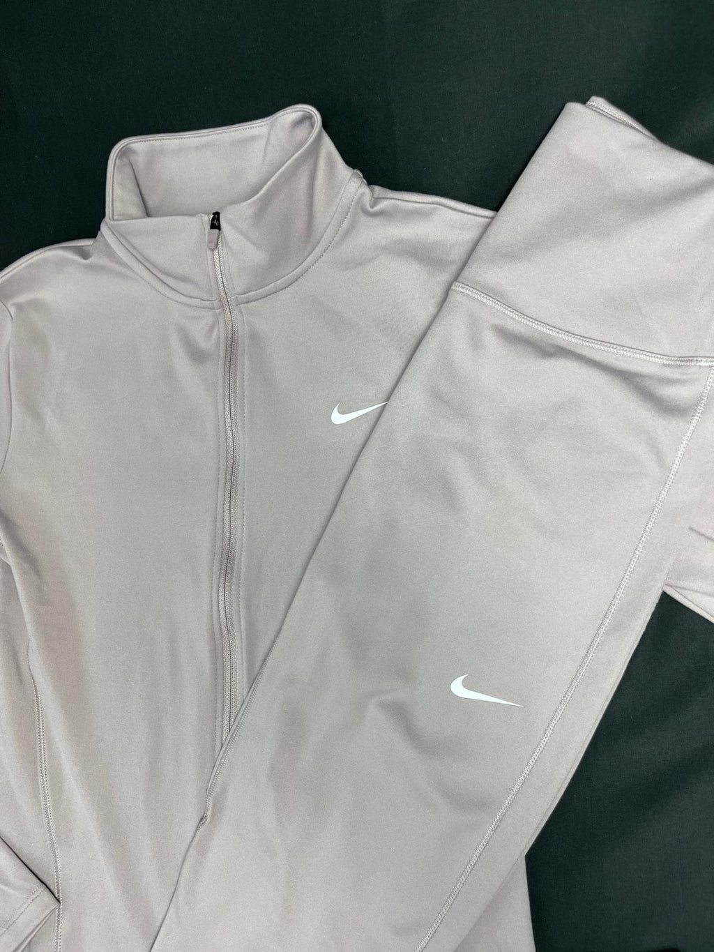 Nike Women’s Light Lilac Jacket & Leggings Set