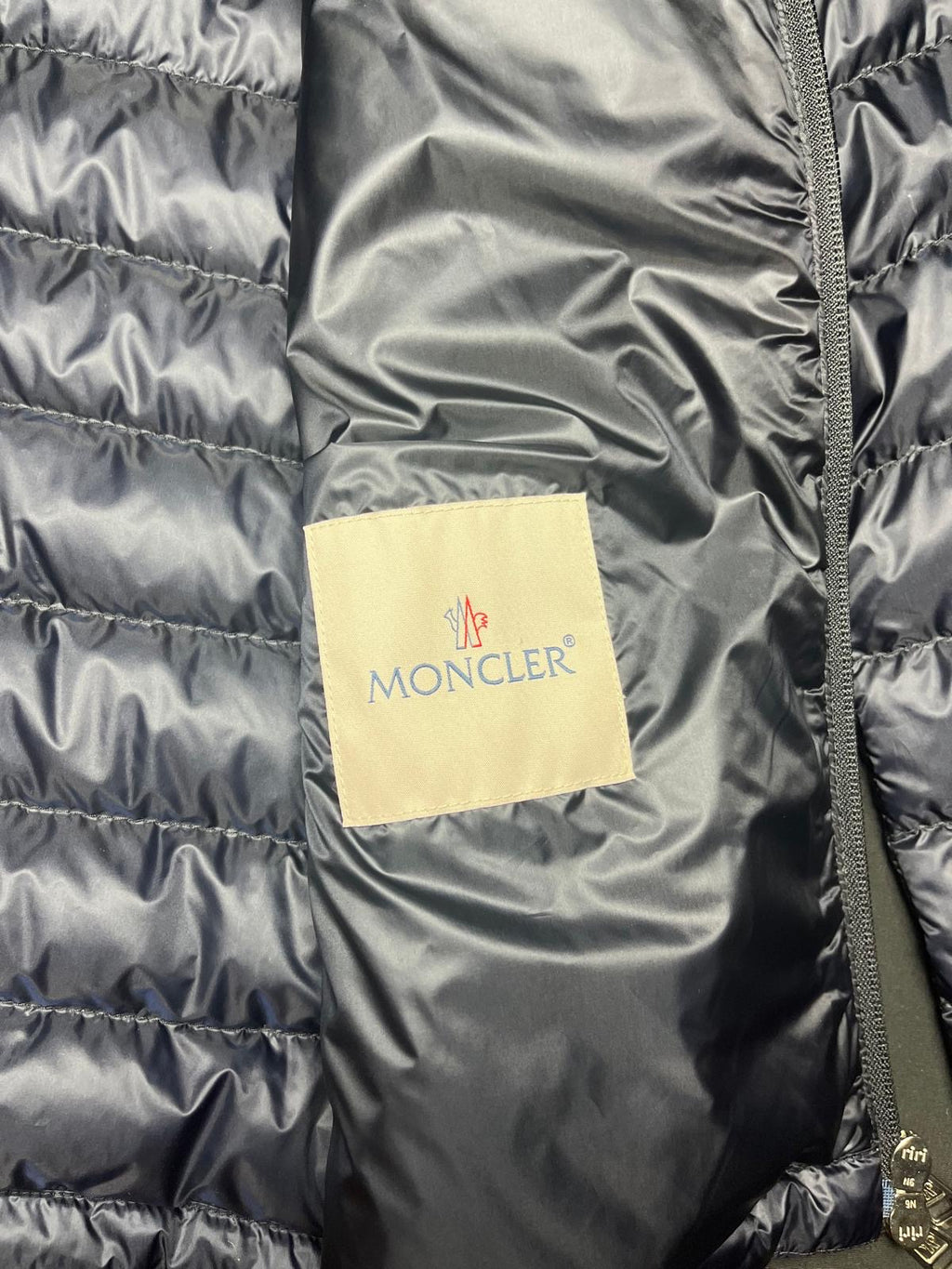 Moncler Renald Lightweight Down Jacket – Navy
