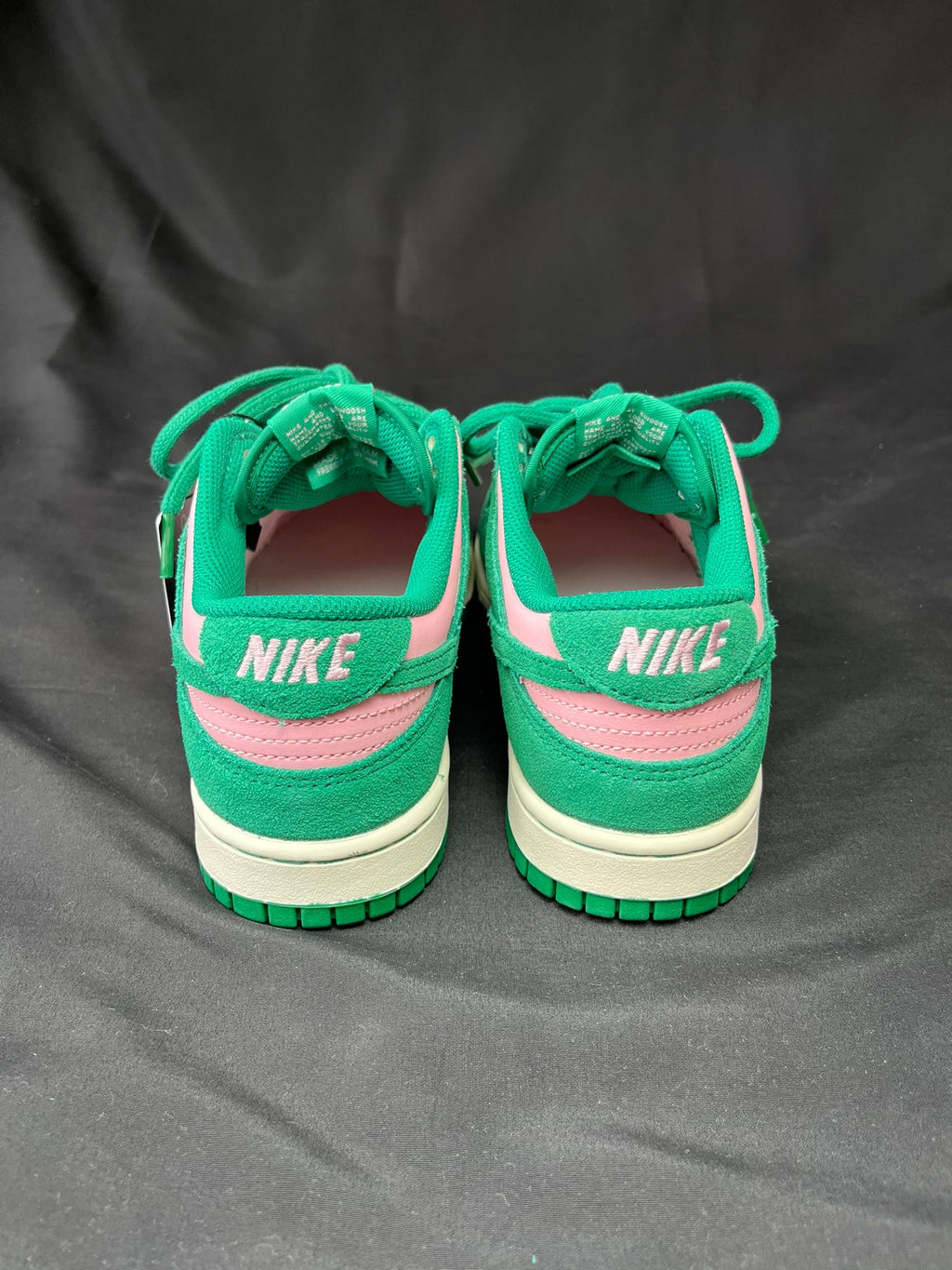 Nike Dunk Low Active Fuchsia Trainers