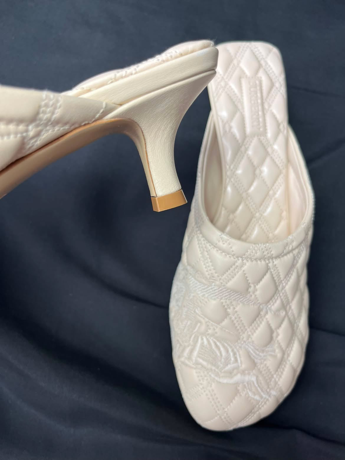 Burberry Quilted Leather Mule Heels – Cream