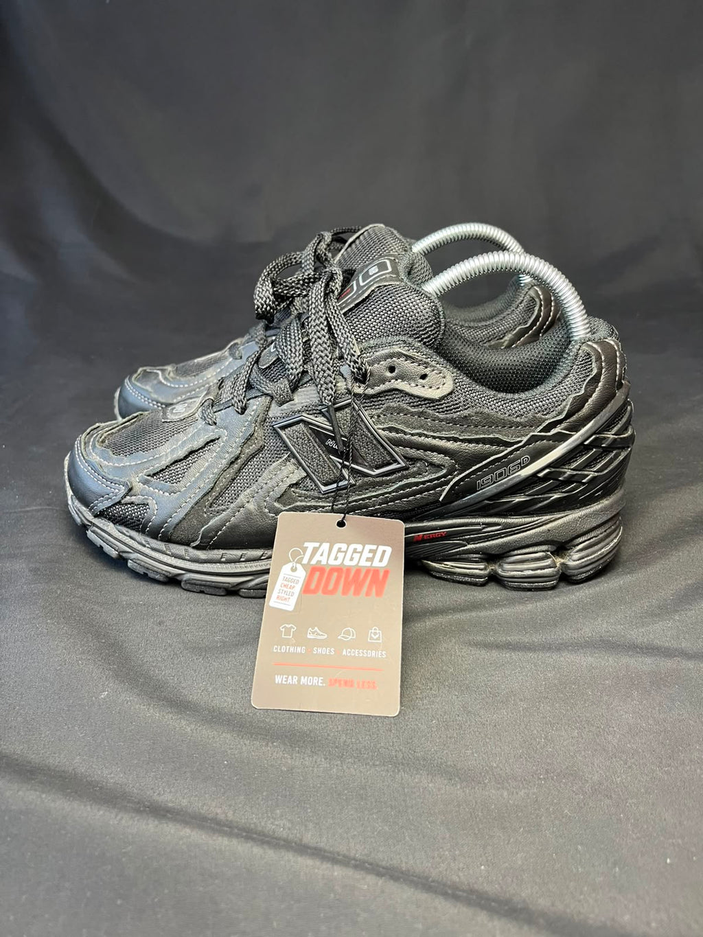 New Balance 1906D Trainers – Triple Black