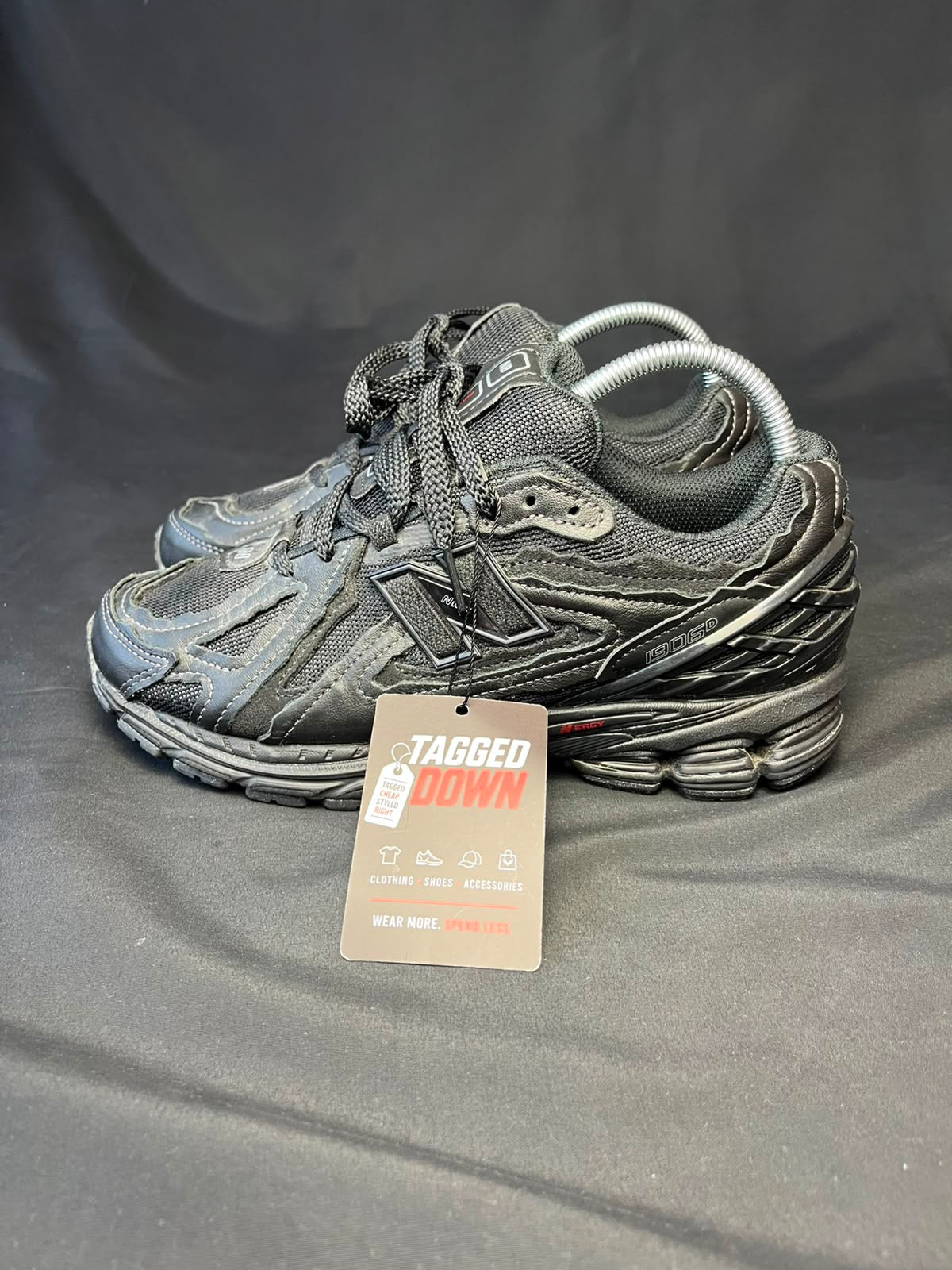 New Balance 1906D Trainers – Triple Black